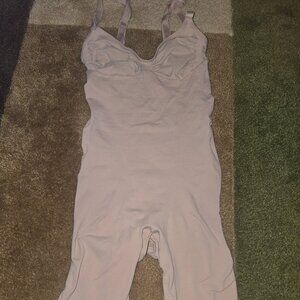 Brand new skims shapewear